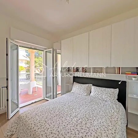 公寓 208- Stupendo Trilo Con 2 Bagni Con Ampio Terrazzo Inclusa